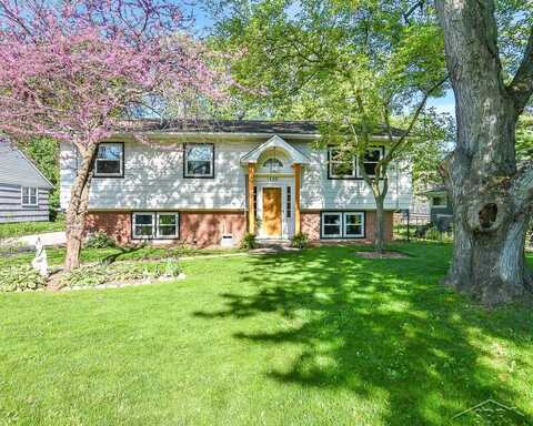 1466 Wilson, Saginaw, MI 48638
