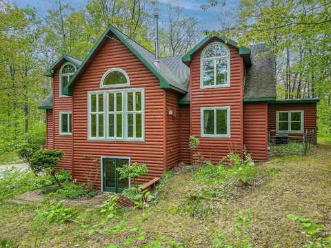 5860 Honey, Harrison, MI 48625
