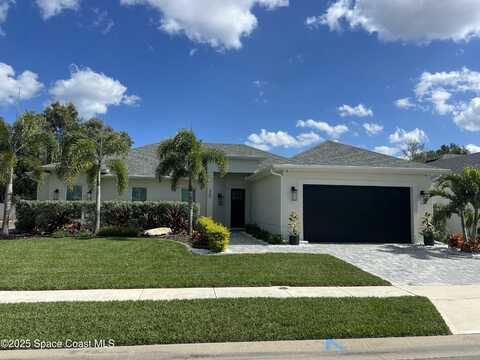 4305 Negal Circle, Melbourne, FL 32901
