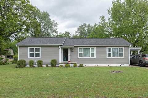 1600 Westwood AVE, Springdale, AR 72762