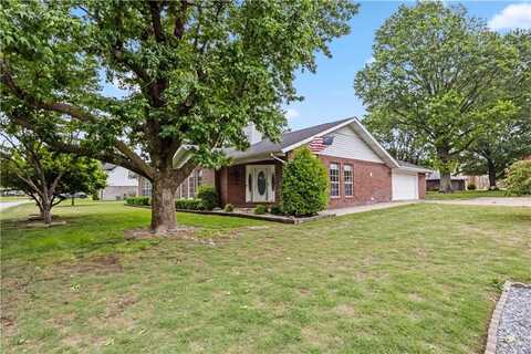 21660 Seminole CT, Siloam Springs, AR 72761