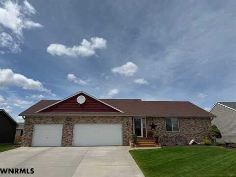 955 18TH STREET, Gering, NE 69341