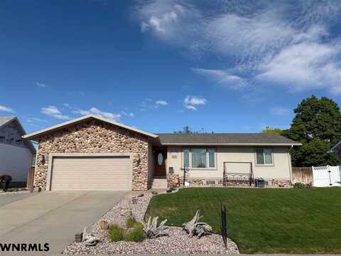 805 17TH STREET, Gering, NE 69341