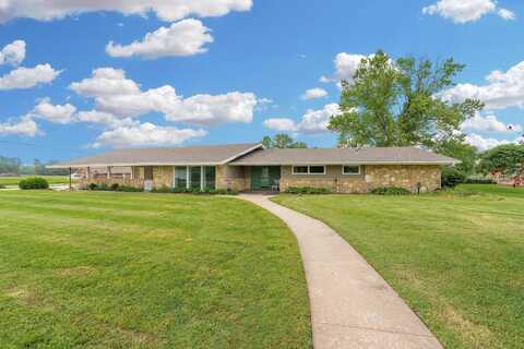201 W Juniper St, Hillsboro, KS 67063