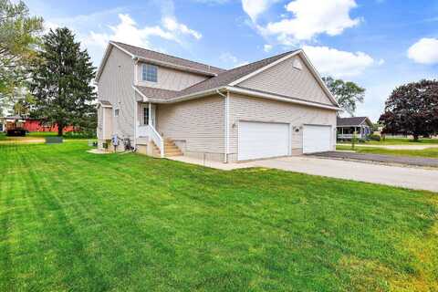 1415 2nd Street, New Glarus, WI 53574