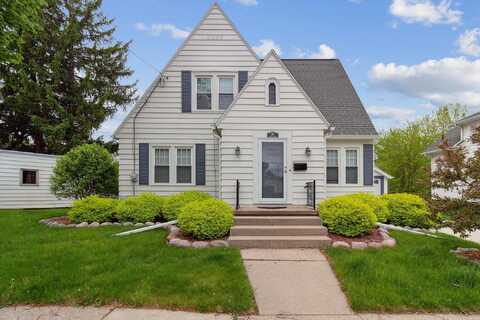 108 N Maple Street, Watertown, WI 53094