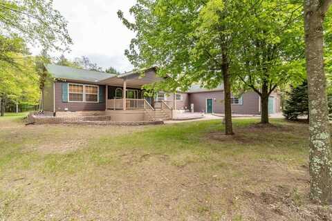 618 & 620 Little Fawn Drive, Nekoosa, WI 54457