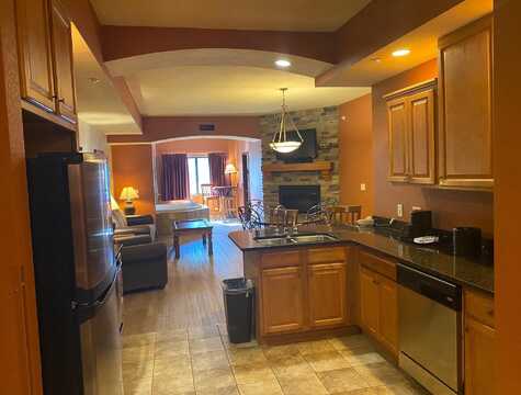 2411 River Road, Wisconsin Dells, WI 53965