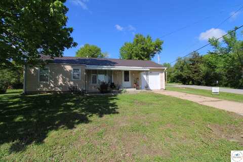 101 lakeveiw, Windsor, MO 65360