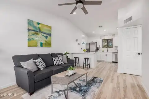 11025 E CHOLLA Road, Mesa, AZ 85207