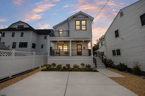 202 N Fredericksburg Ave, Margate City, NJ 08402