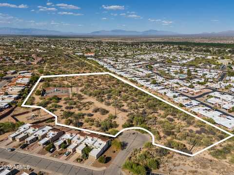 505 W Belltower Drive, Green Valley, AZ 85614