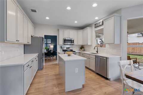 109 Hideaway Cove, Georgetown, TX 78628