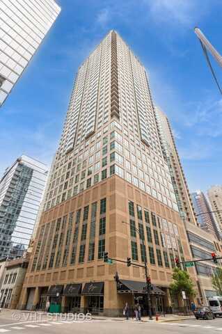 2 E. Erie Street, Chicago, IL 60611