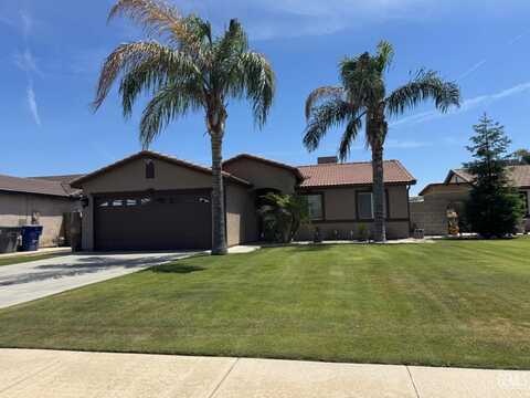 1429 Lucerne Drive, Bakersfield, CA 93307