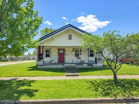 789 NE H Street, Linton, IN 47441