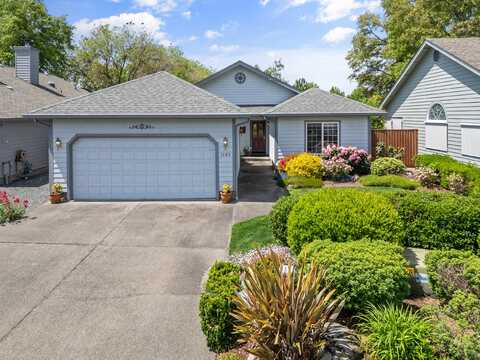 1168 Osprey Drive, Grants Pass, OR 97526