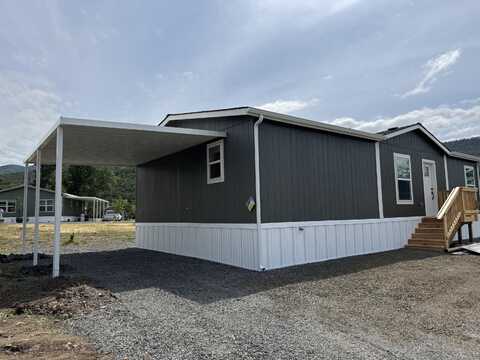 1 Corral Lane, Ashland, OR 97520