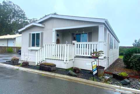 1090 Murray Road, Space 122, McKinleyville, CA 95519