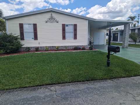 26 E Hampton Dr, Auburndale, FL 33823