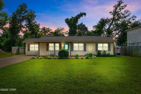 519 N 9th Plaza, Panama City, FL 32404