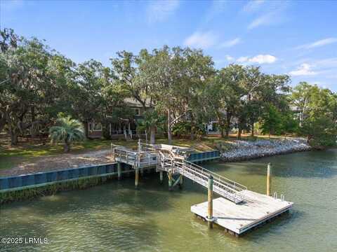 19 Cameroon Drive, Beaufort, SC 29907