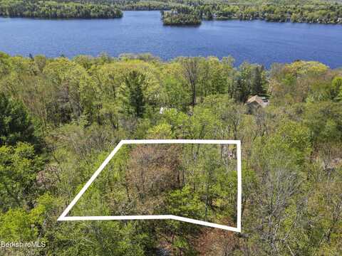 0 South St, Otis, MA 01253