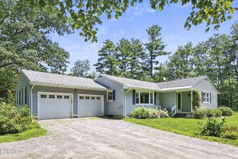 135 Church Ln, Richmond, MA 01254