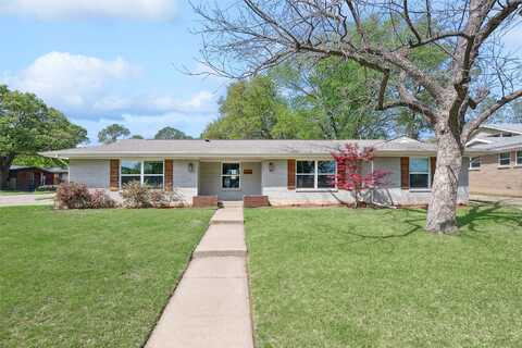 Hurstview Drive, Hurst, TX 76053