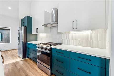 Lovedale Avenue #105, Dallas, TX 75235