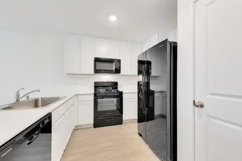 Crested Way, Fort Worth, TX 76140