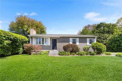 25 Old Pine Road, Narragansett, RI 02882