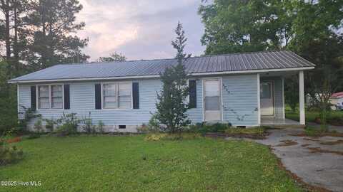 2720 Loop Road, Loris, SC 29569