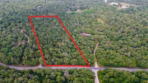 12800 Hunters Creek Road, College Station, TX 77845