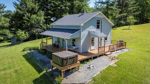 193 Ponderosa Ln., Troutdale, VA 24378
