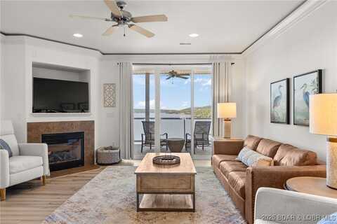 100 Trinity Pointe Drive, Camdenton, MO 65020