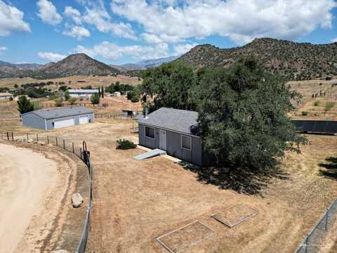 13557 Oak Valley Road, Caliente, CA 93518