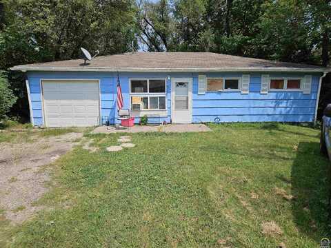 3316 SE Dupont ST, Topeka, KS 66605