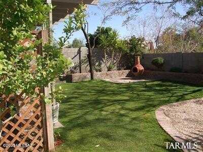 625 W Panorama Vista Drive, Tucson, AZ 85704