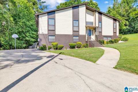 7 COACH HOUSE CIRCLE, BESSEMER, AL 35022