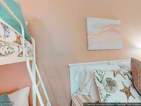Gulf, REDINGTON SHORES, FL 33708