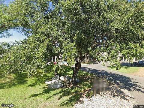 Out Yonder, HORSESHOE BAY, TX 78657