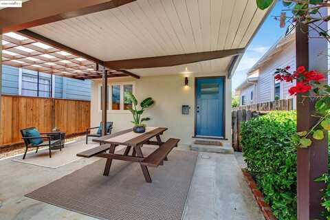 1062 Cornell Ave, Albany, CA 94706