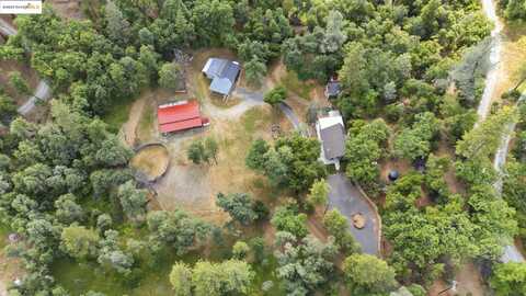 20638 Maranatha Rd, Tuolumne, CA 95379