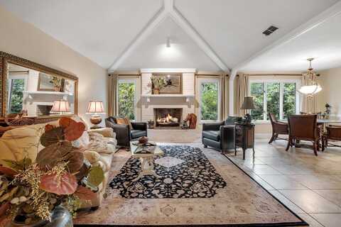 334 Hunters crossing Court, Tallahassee, FL 32312
