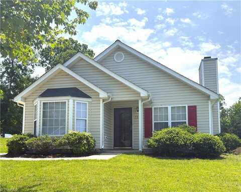 729 Foxridge Road, Greensboro, NC 27406