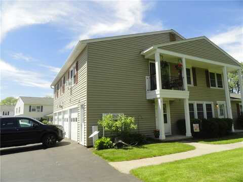 16 Beech Hollow, Perinton, NY 14450