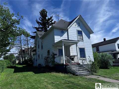 83 E Doughty Street, Dunkirk, NY 14048