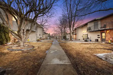 W169N11520 Biscayne Drive #9, Germantown, WI 53022