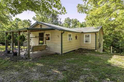 57 Valley Heart Drive, Highland, AR 72542